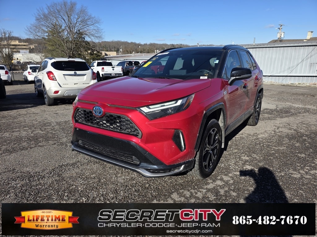 2024 Toyota RAV4 XSE's photo