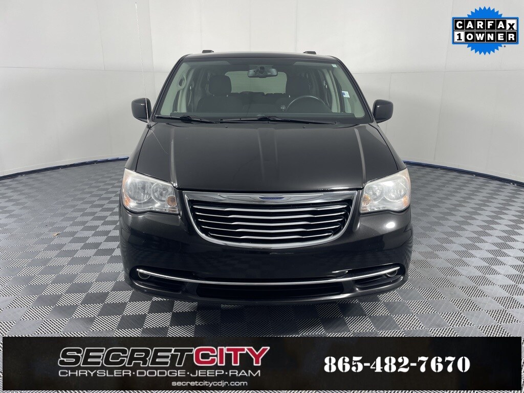 Used 2014 Chrysler Town & Country Touring with VIN 2C4RC1BGXER333012 for sale in Oak Ridge, TN
