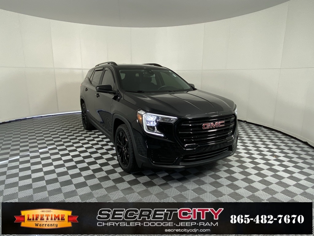 2022 GMC Terrain SLE's photo