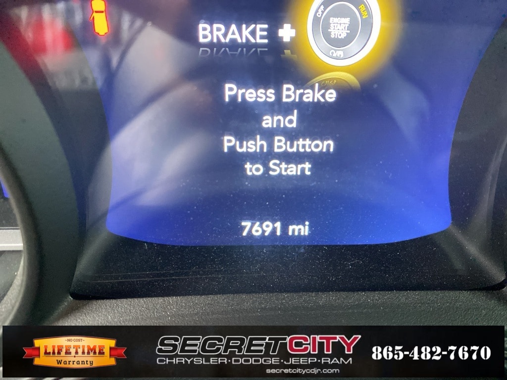 Used 2025 Jeep Wrangler Willys SUV