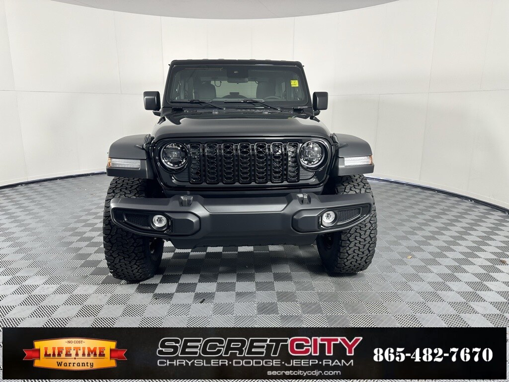 2025 Jeep Wrangler Willys photo 2