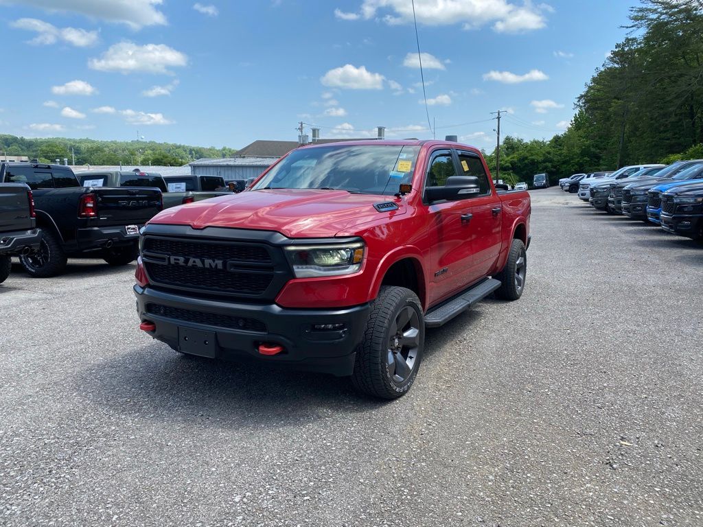 2022 RAM 1500 Big Horn/Lone Star 4x4 Crew Cab 5'7's photo