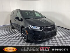 2026 Chrysler Pacifica SELECT Passenger Van