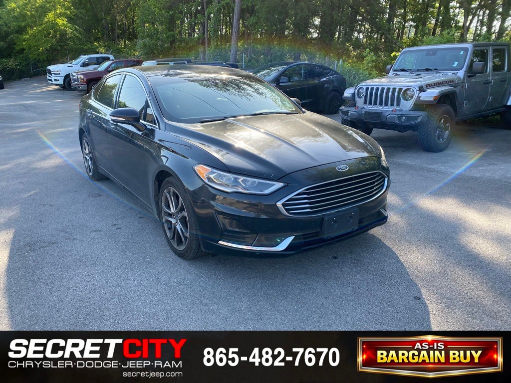 2019 Ford Fusion SEL FWD's photo