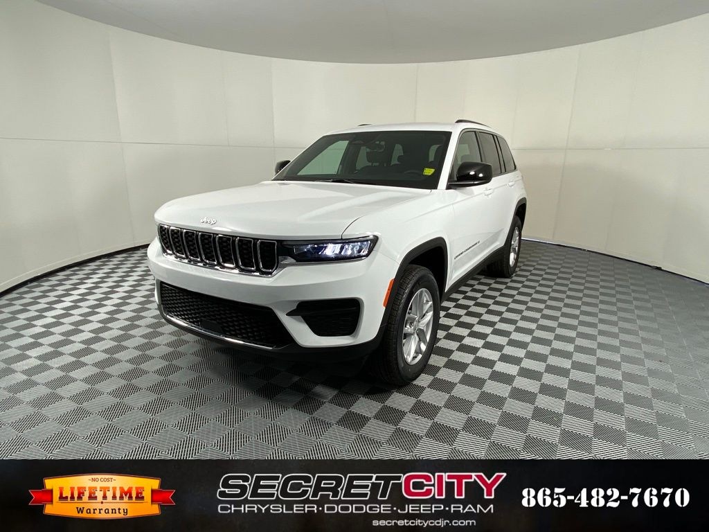 New 2026 Jeep Grand Cherokee LAREDO X 4X4 Sport Utility