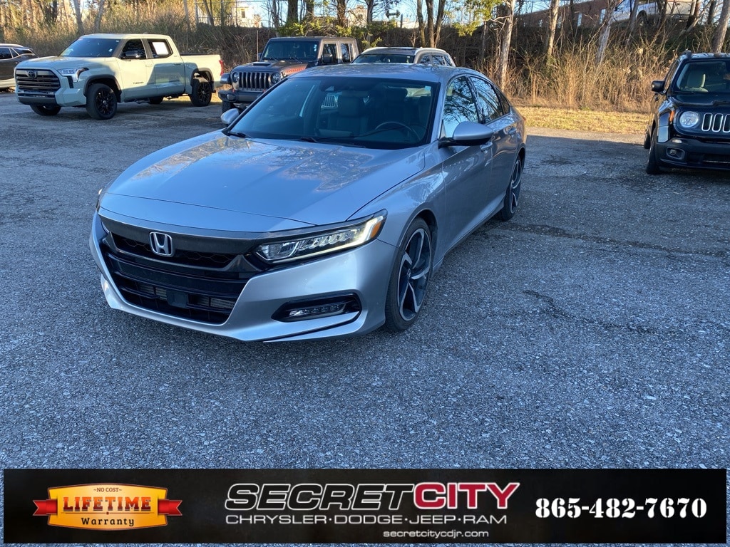 2018 Honda Accord Sport's photo