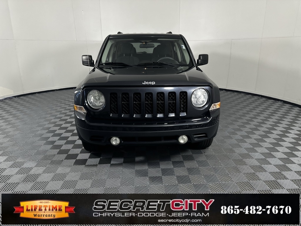 Used 2014 Jeep Patriot Sport with VIN 1C4NJRBBXED717320 for sale in Oak Ridge, TN