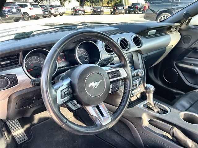 2021 Ford Mustang EcoBoost Premium photo 3