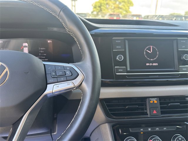 2024 Volkswagen Taos S photo 3