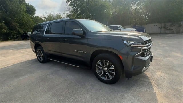 Used 2021 Chevrolet Suburban LT with VIN 1GNSCCKD5MR340691 for sale in Seguin, TX