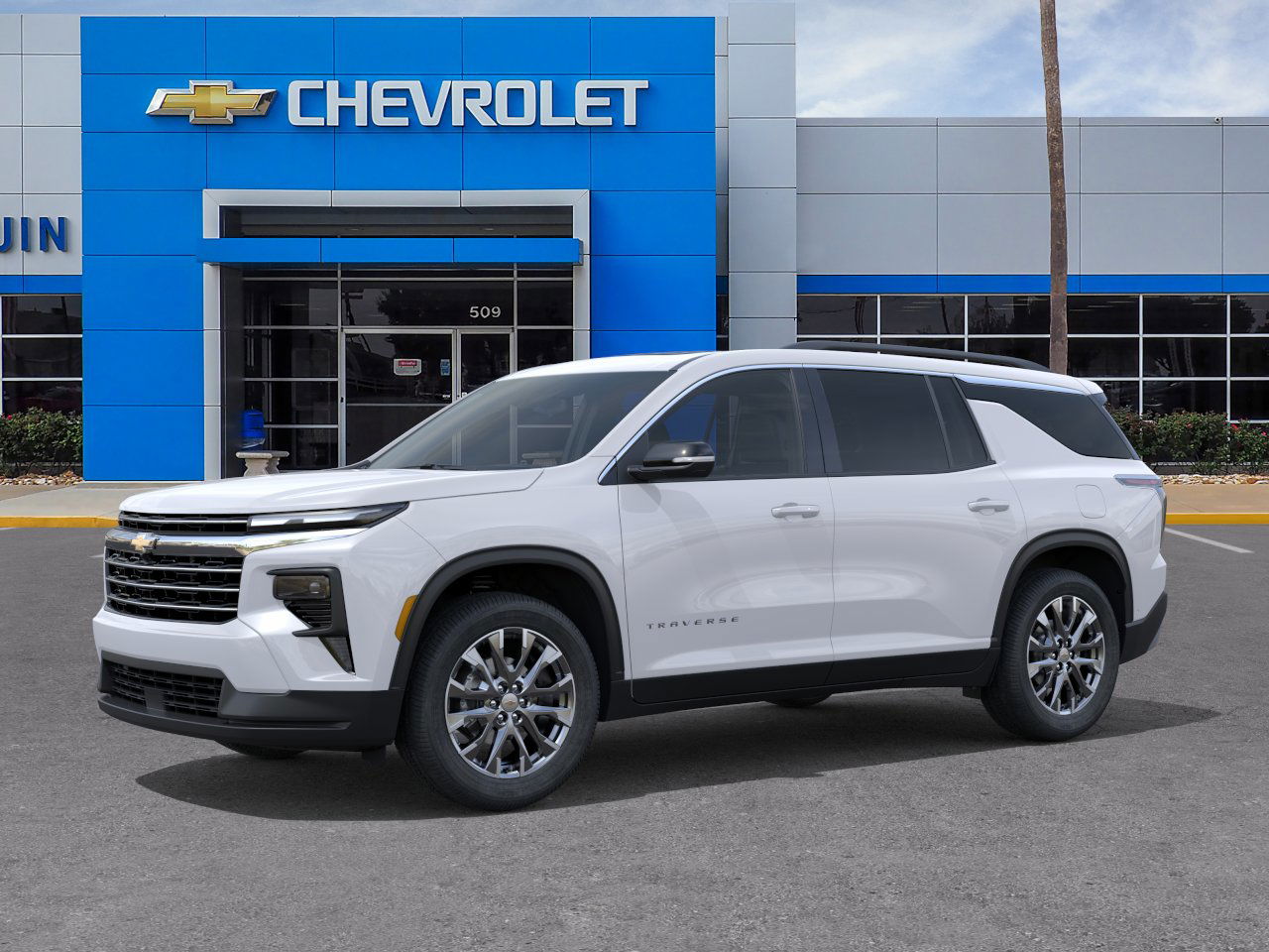 2026 Chevrolet Traverse photo 2