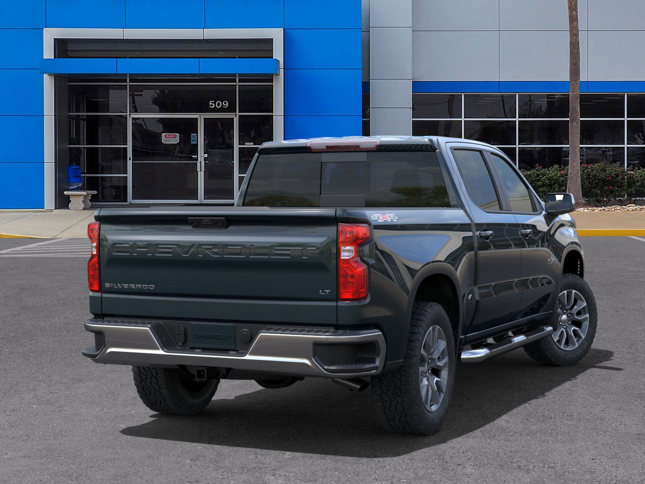 2025 Chevrolet Silverado 1500 LT photo 4