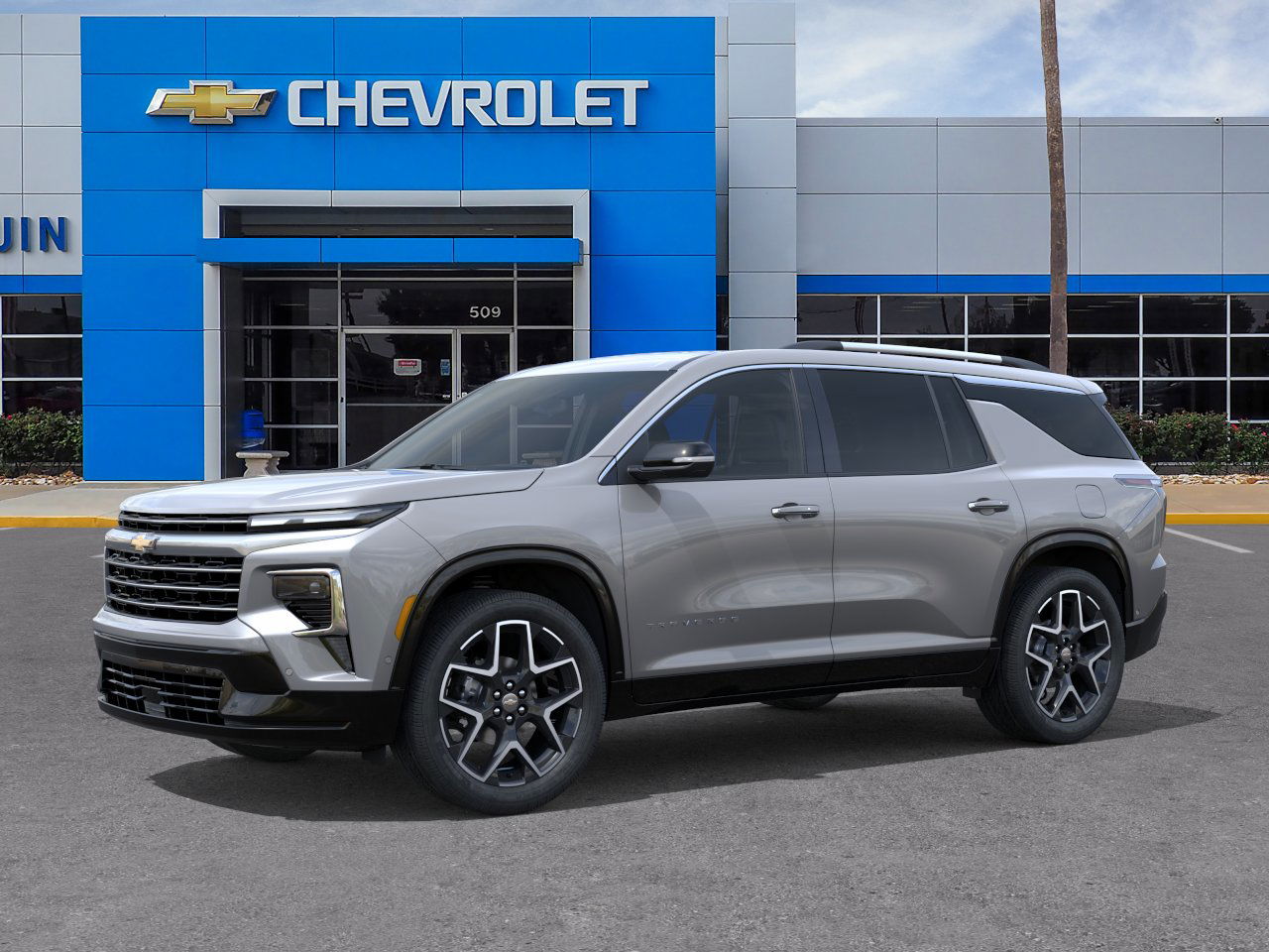 2025 Chevrolet Traverse High Country photo 2