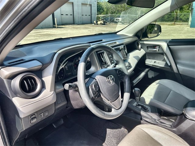2017 Toyota RAV4 XLE photo 2
