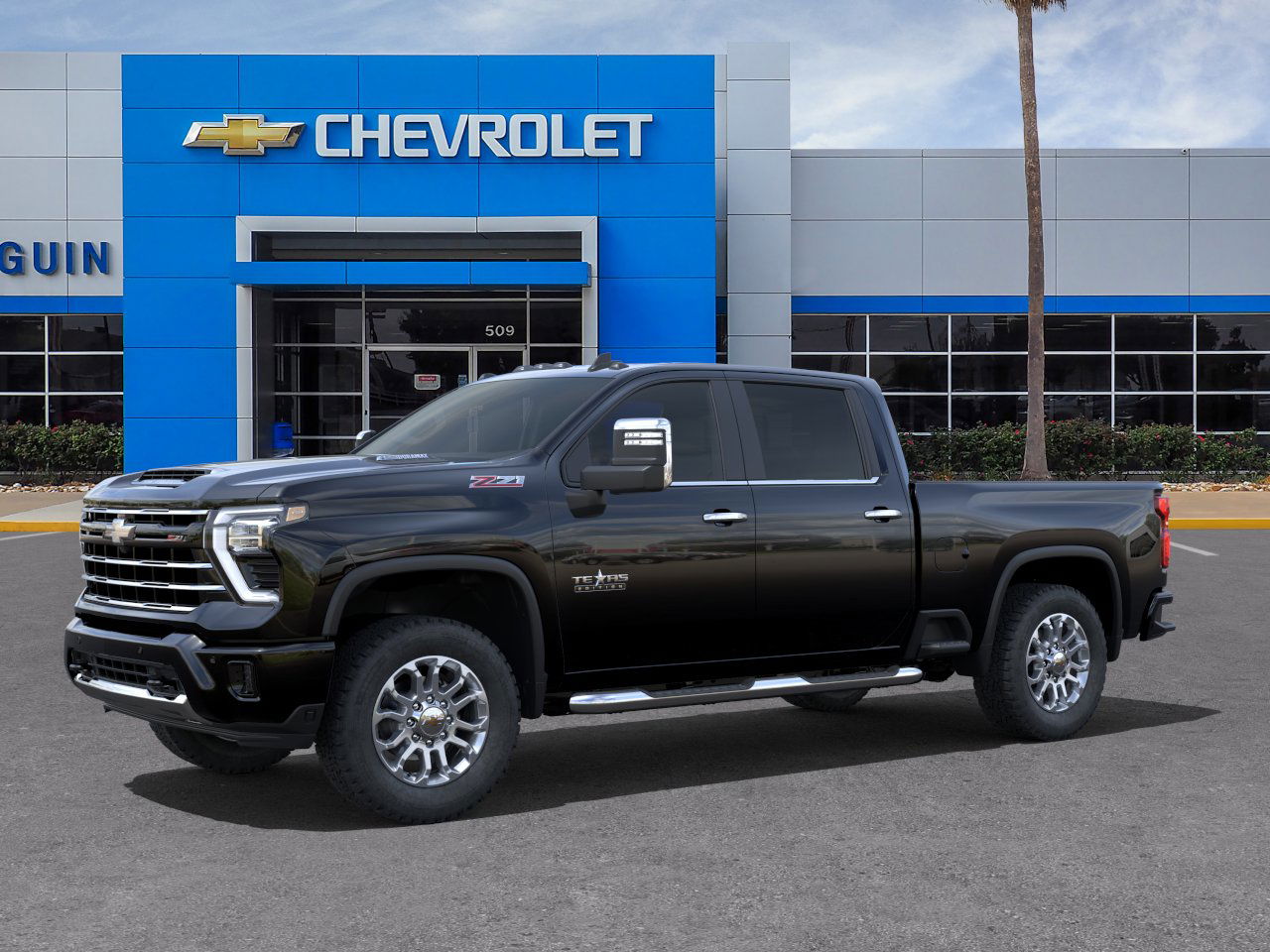 2025 Chevrolet Silverado 2500HD LT photo 2