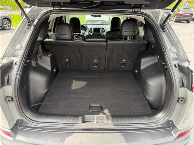 2019 Jeep Cherokee Latitude Plus - Photo 10