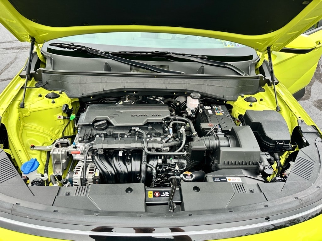2024 Hyundai Kona SE photo 4