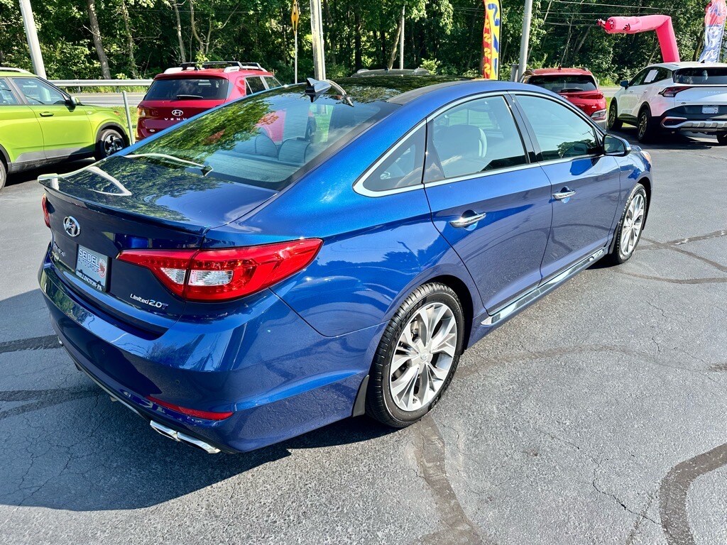 2017 Hyundai Sonata Limited 2.0T photo 3