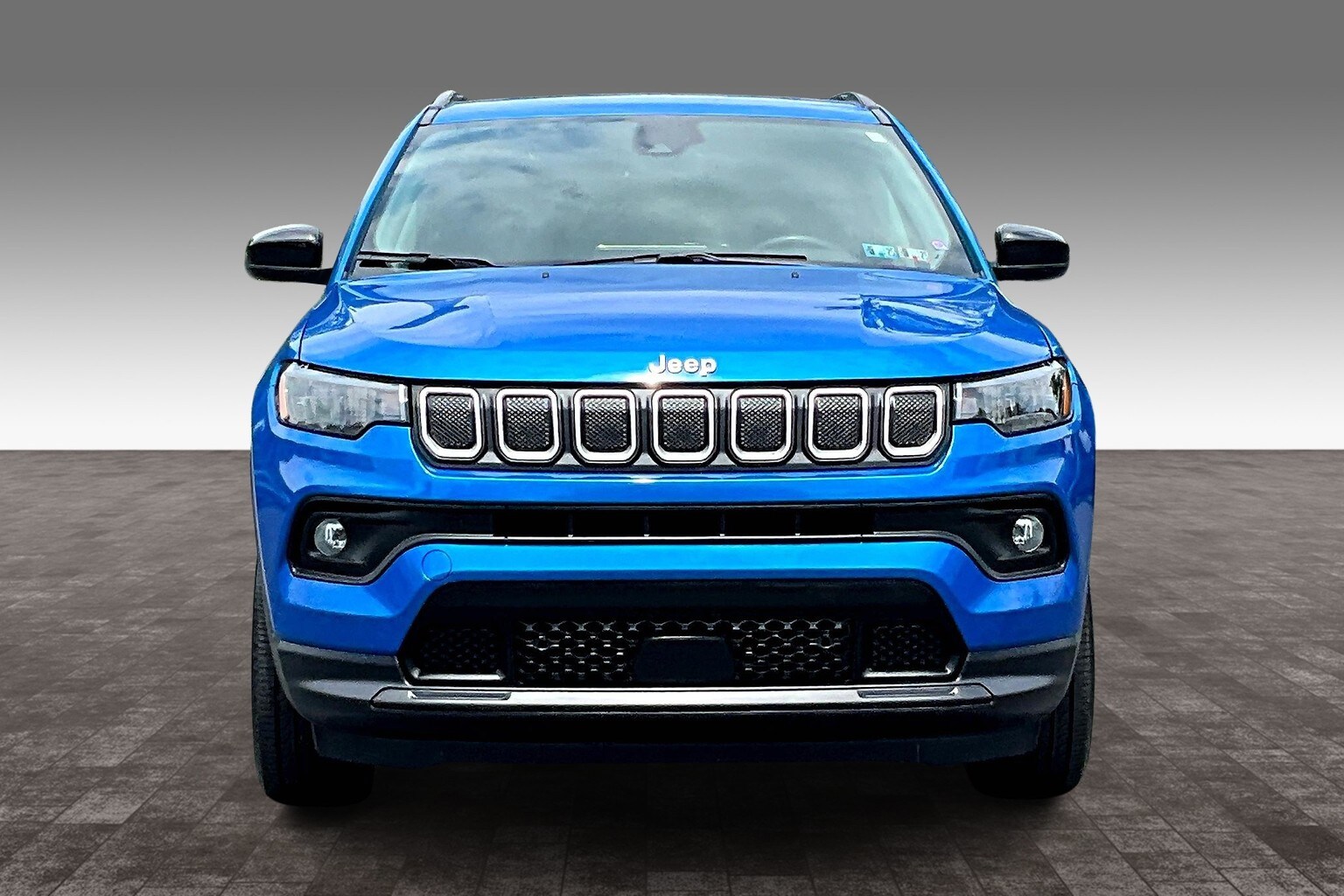 Used 2022 Jeep Compass Latitude Lux with VIN 3C4NJDFBXNT117632 for sale in Adamstown, PA