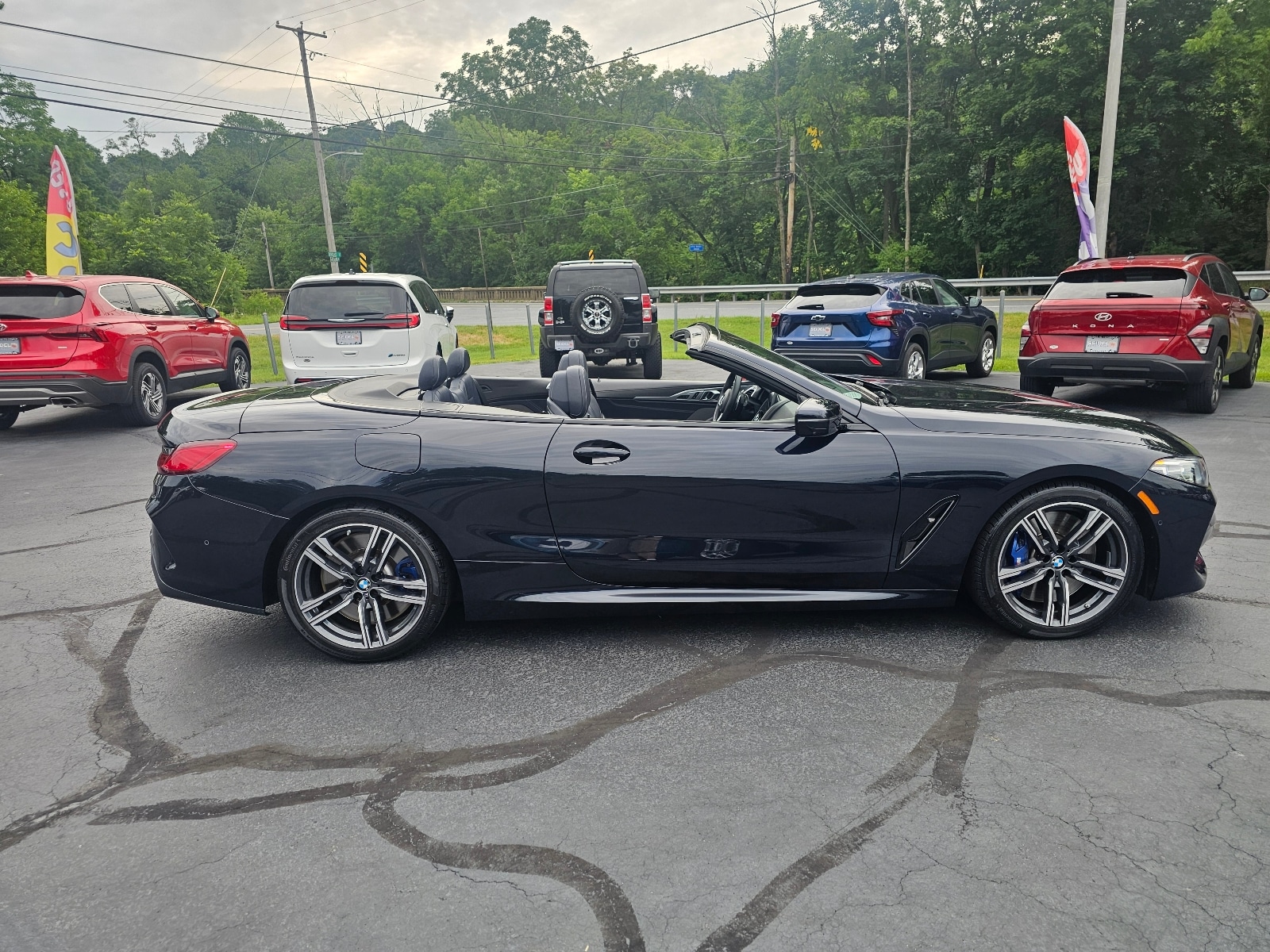 2022 BMW 8 Series M850i - Photo 21
