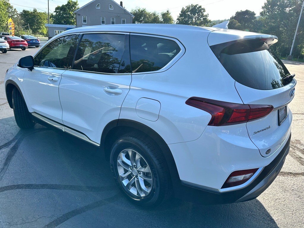 2020 Hyundai Santa Fe SEL photo 4