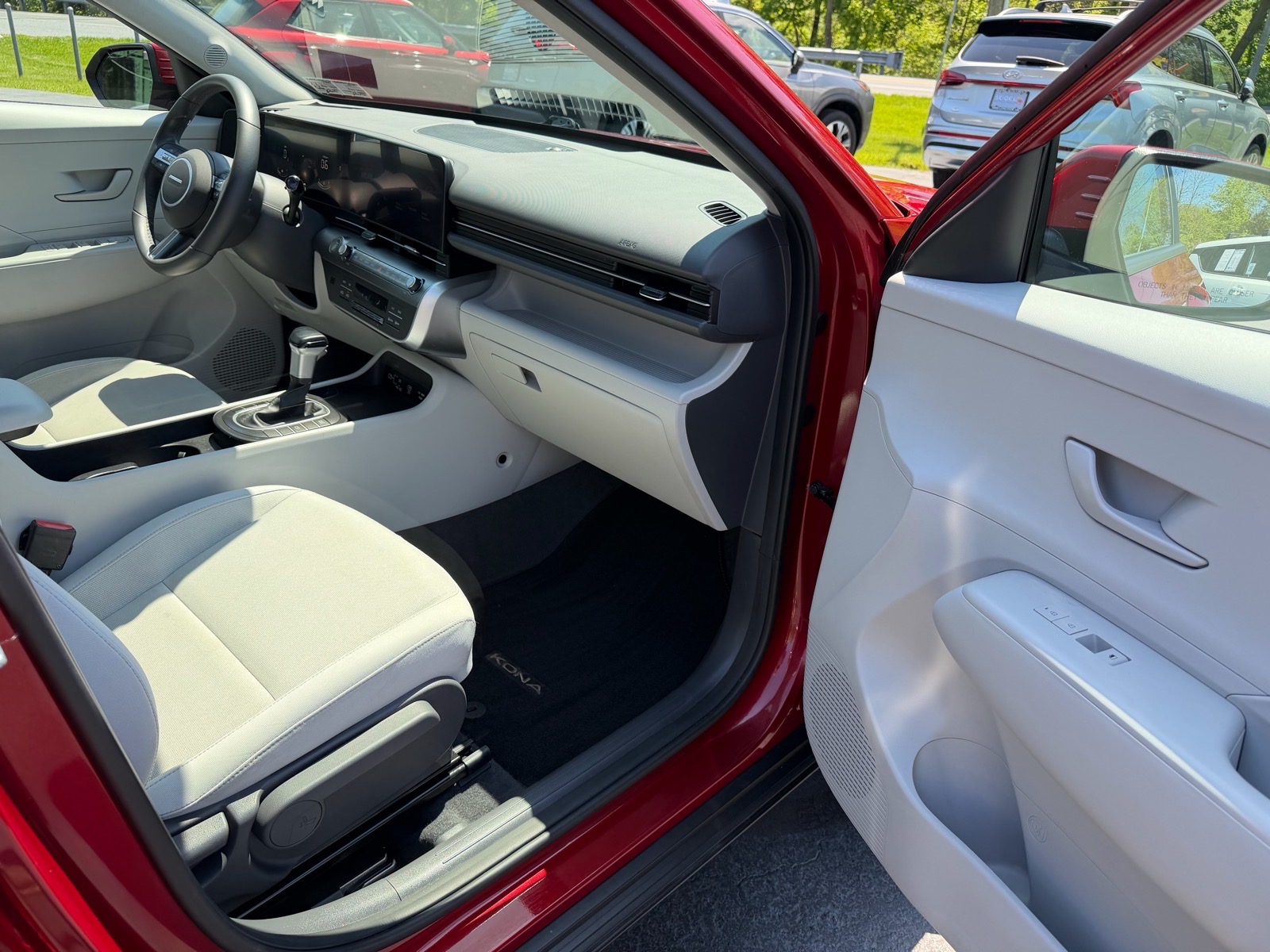 2024 Hyundai Kona SEL - Photo 9