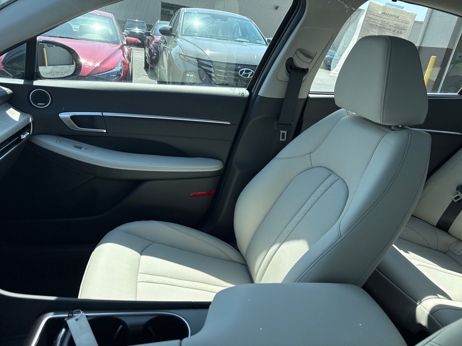 2025 Hyundai Sonata Hybrid Limited - Photo 11
