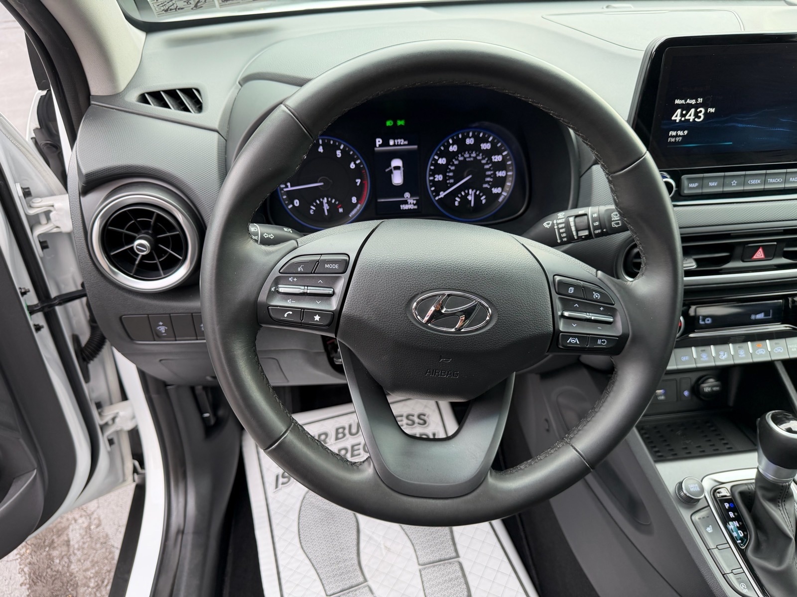 2023 Hyundai Kona SEL - Photo 18