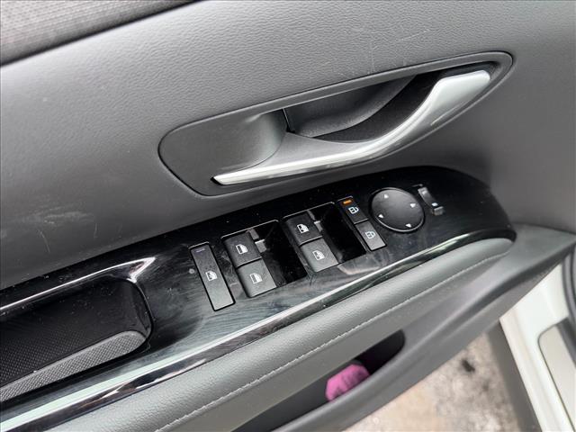 2025 Hyundai Tucson Limited - Photo 19