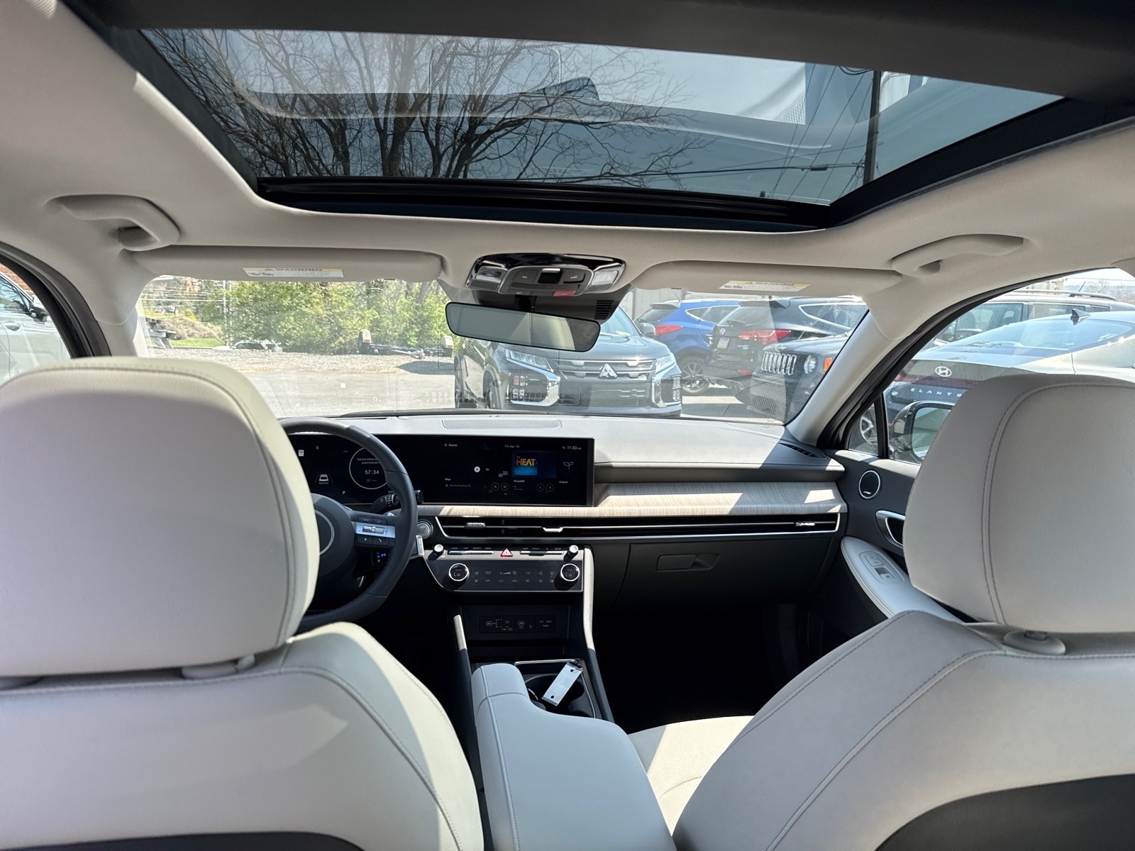 2025 Hyundai Sonata Hybrid Limited - Photo 8