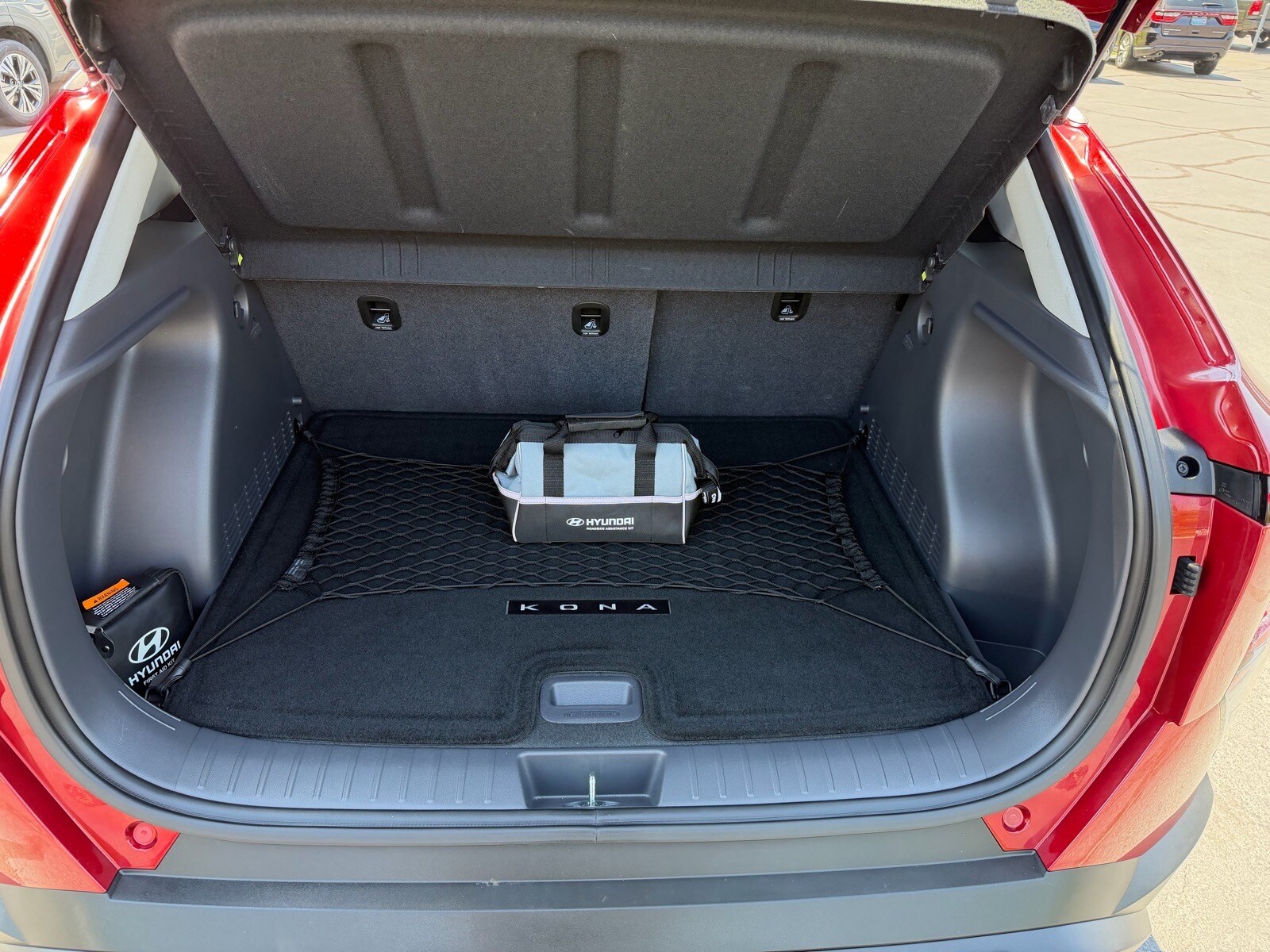 2024 Hyundai Kona SEL - Photo 11