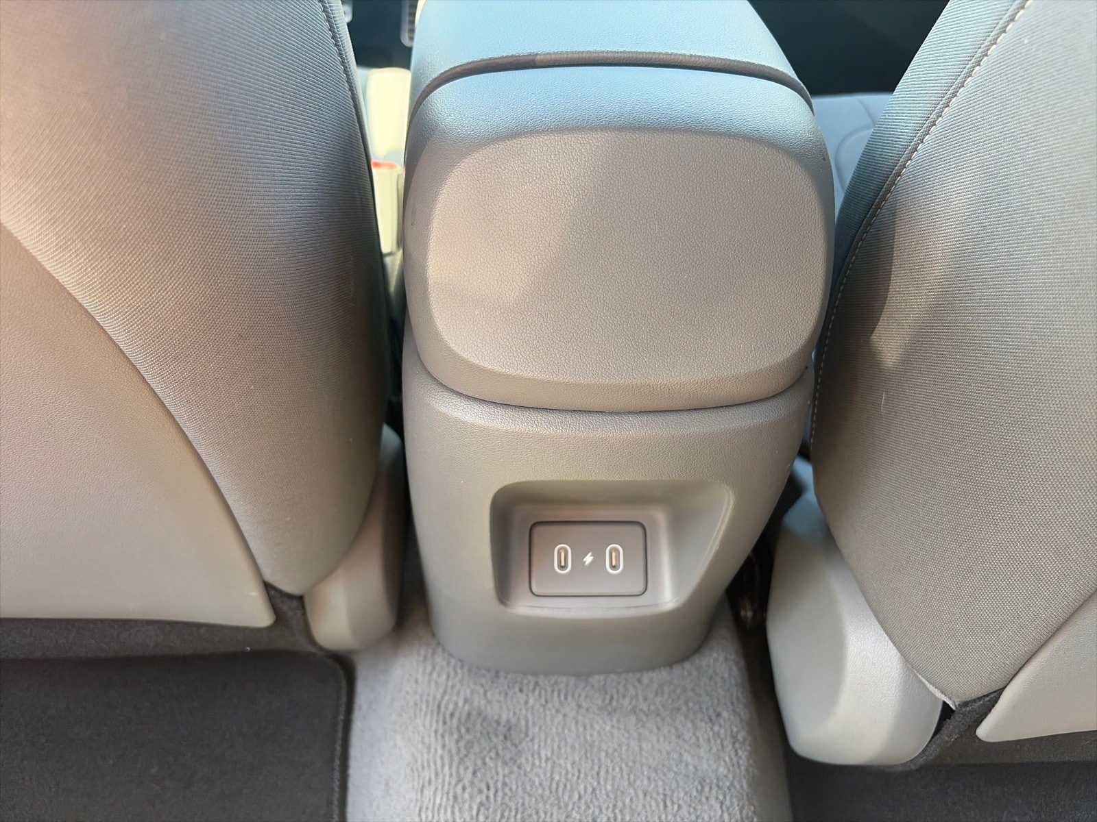 2025 Hyundai Elantra SEL - Photo 12