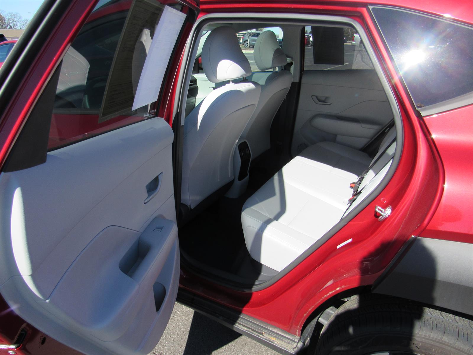 2024 Hyundai Kona SEL - Photo 16