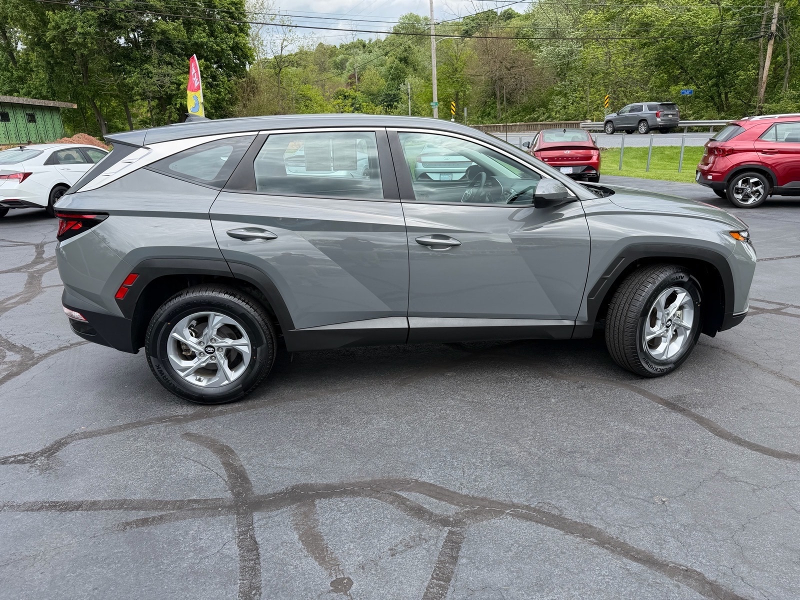 2024 Hyundai Tucson SE - Photo 6