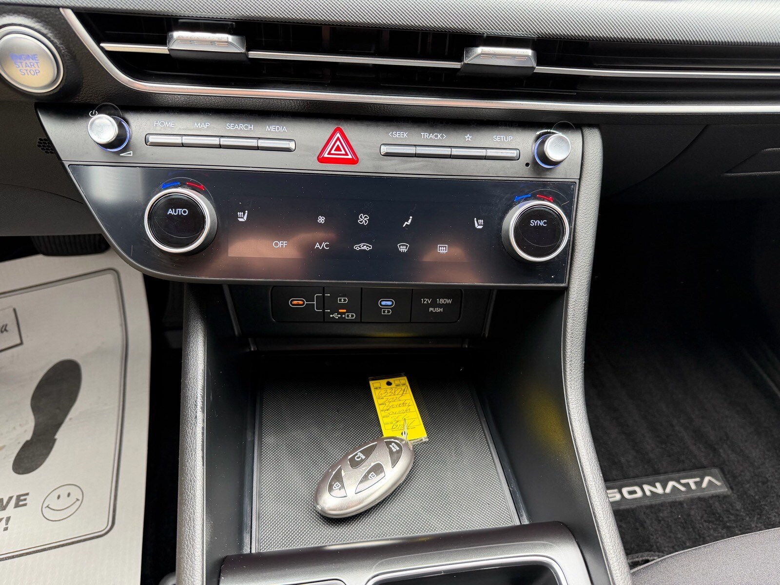 2025 Hyundai Sonata SEL - Photo 22