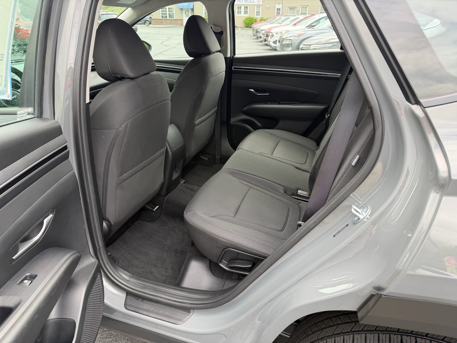 2024 Hyundai Tucson SE - Photo 12