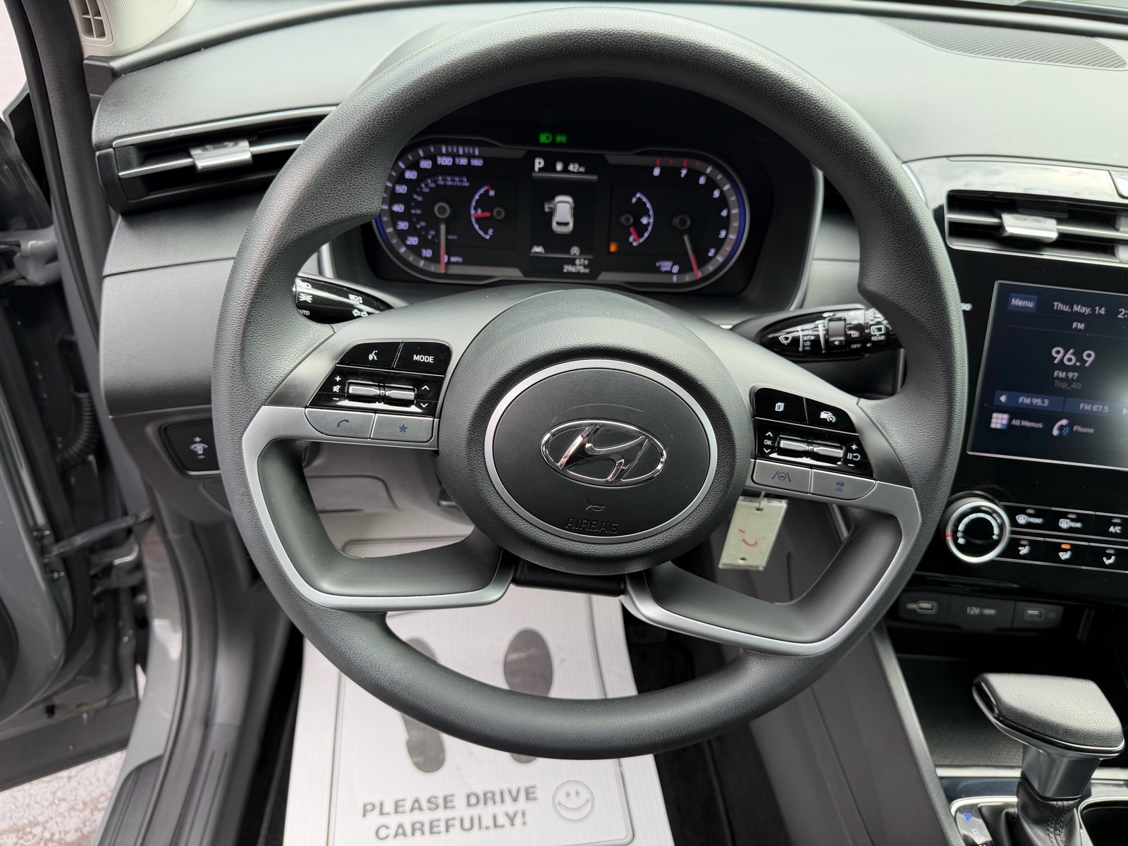 2024 Hyundai Tucson SE - Photo 17
