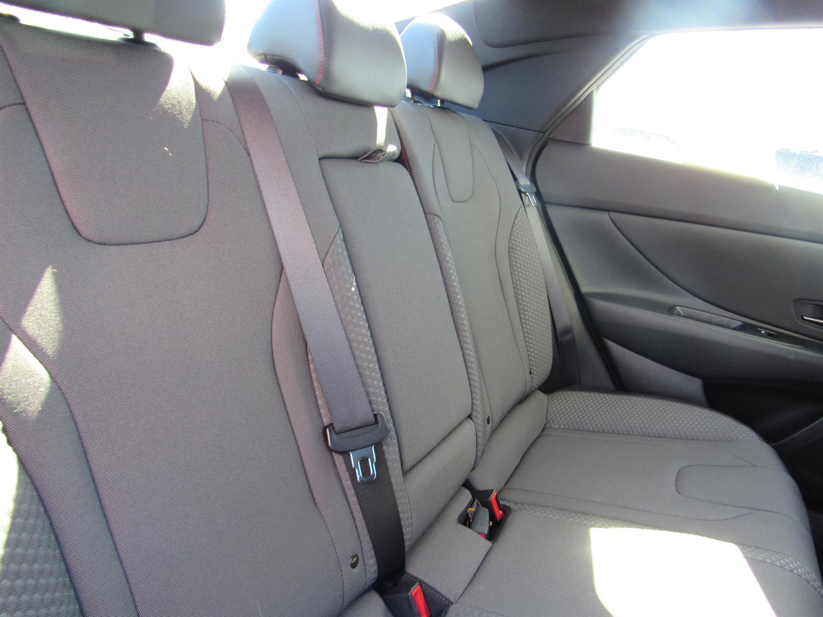 2021 Hyundai Elantra N Line - Photo 18