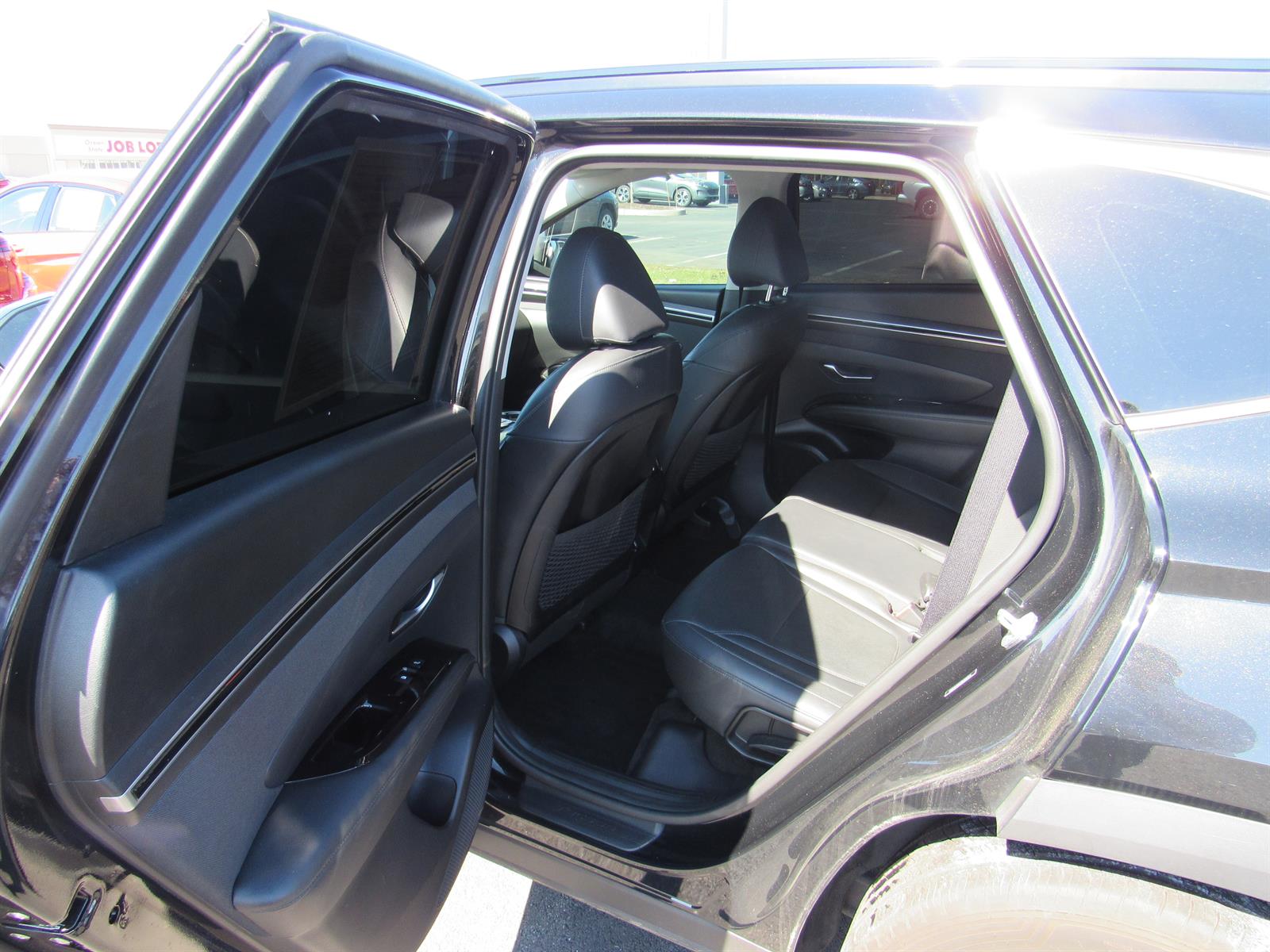 2022 Hyundai Tucson Limited - Photo 16