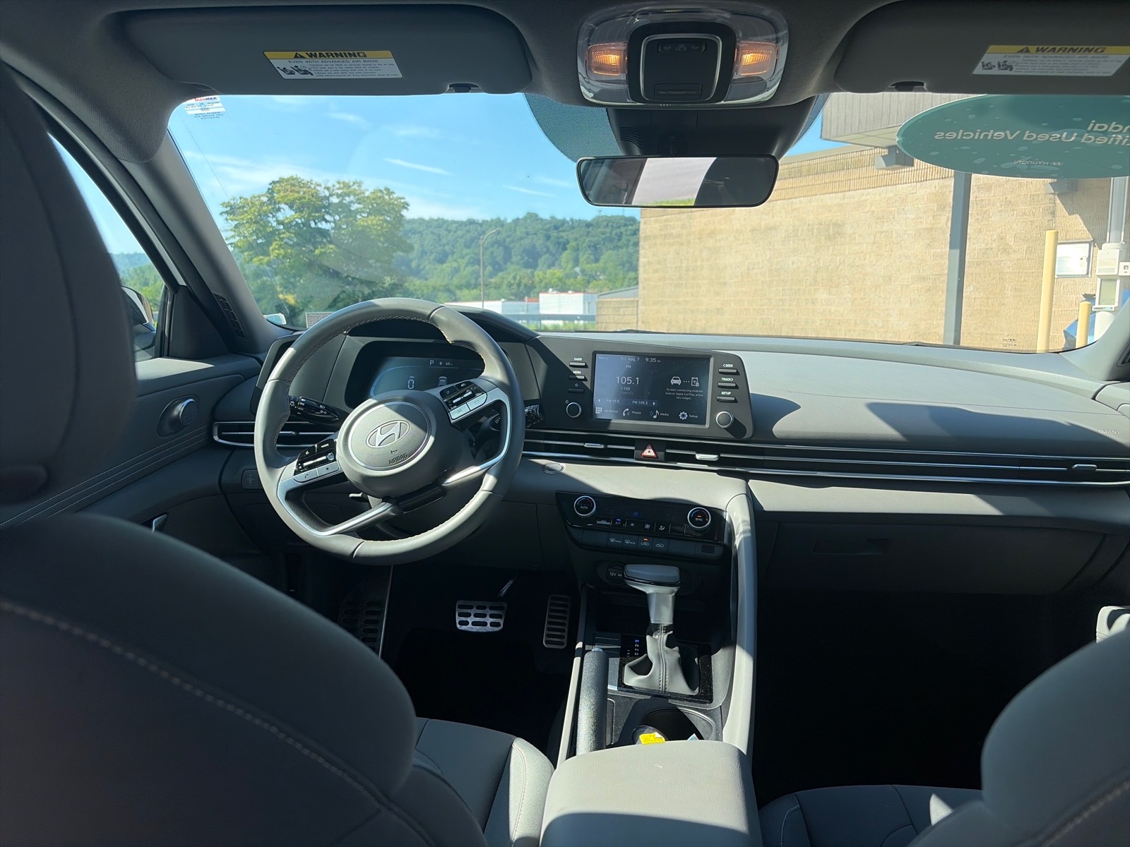 2025 Hyundai Elantra SEL - Photo 10