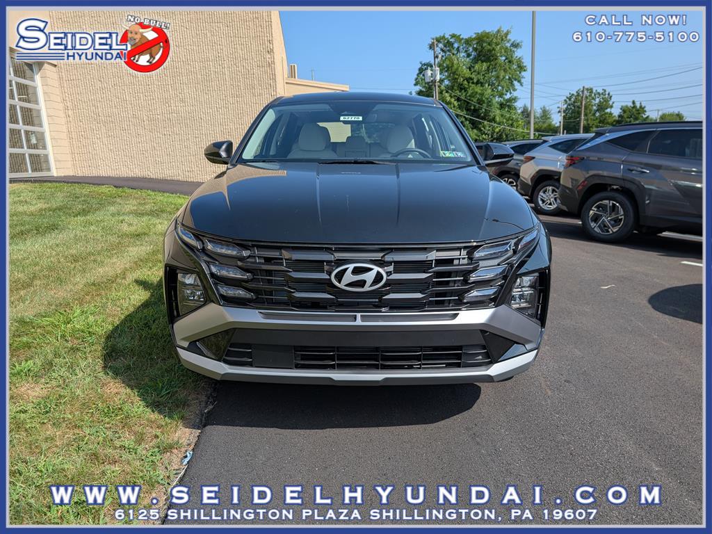 2025 Hyundai Tucson SE's photo