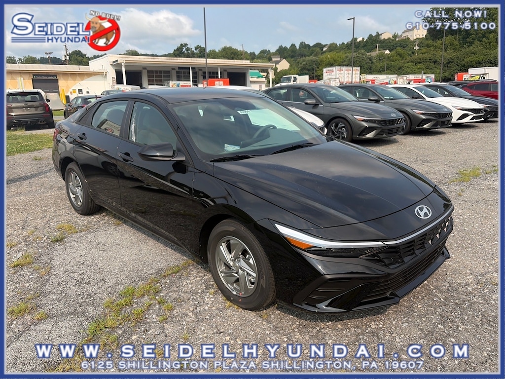 New 2026 Hyundai Elantra SE Sedan
