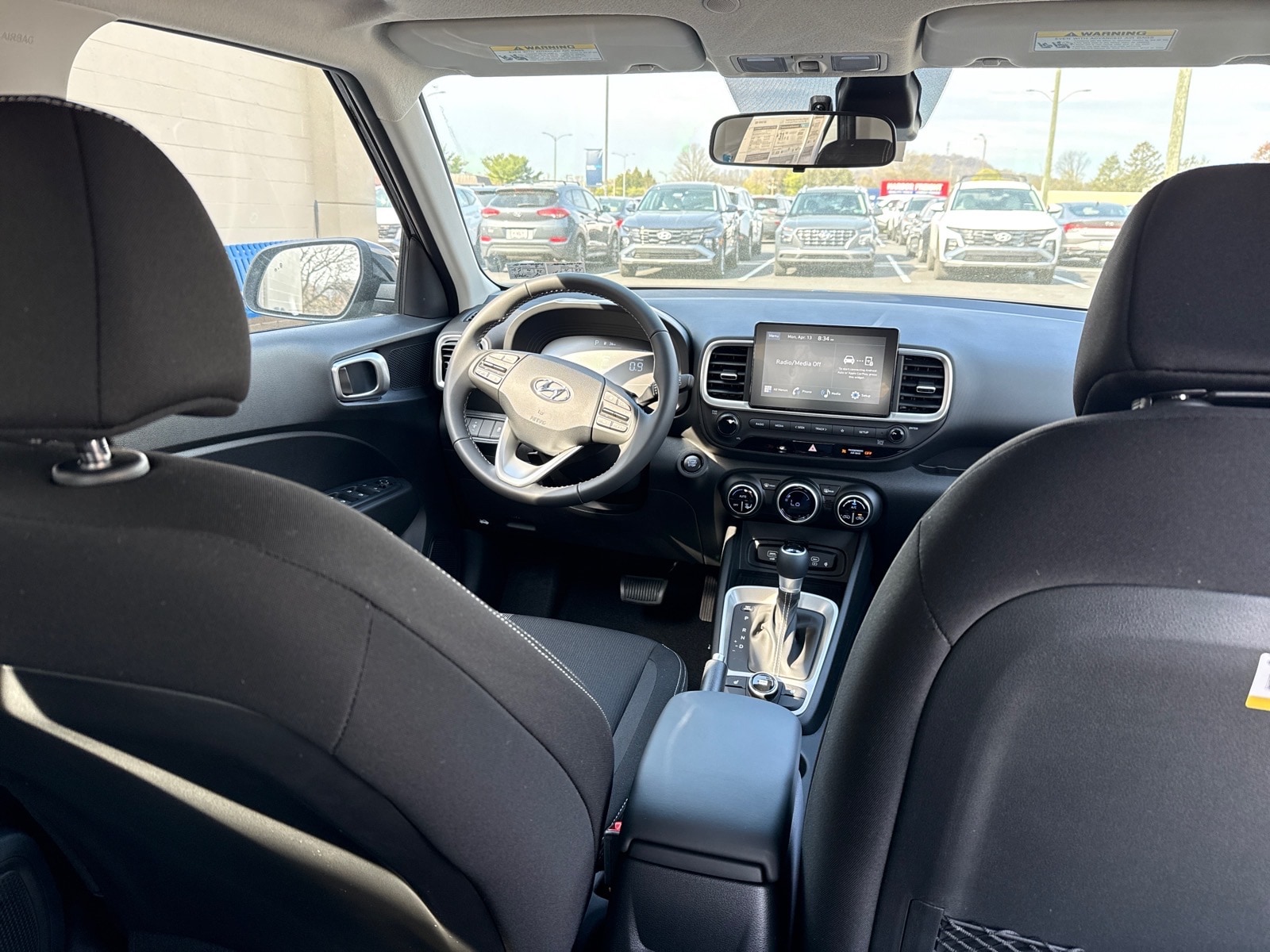 2026 Hyundai Venue SEL - Photo 8
