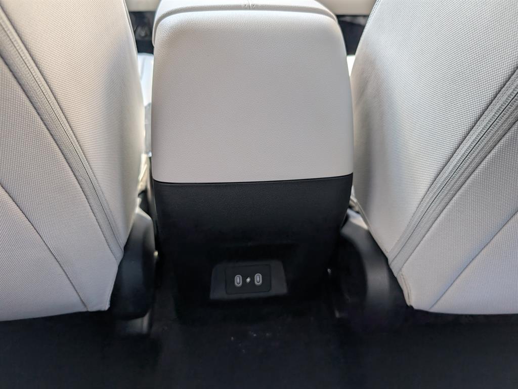 2025 Hyundai Tucson SE - Photo 19