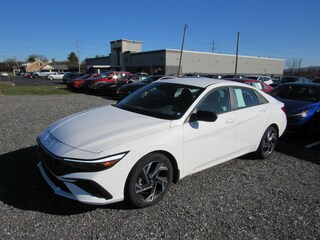 2025 Hyundai Elantra SEL Sport Sedan