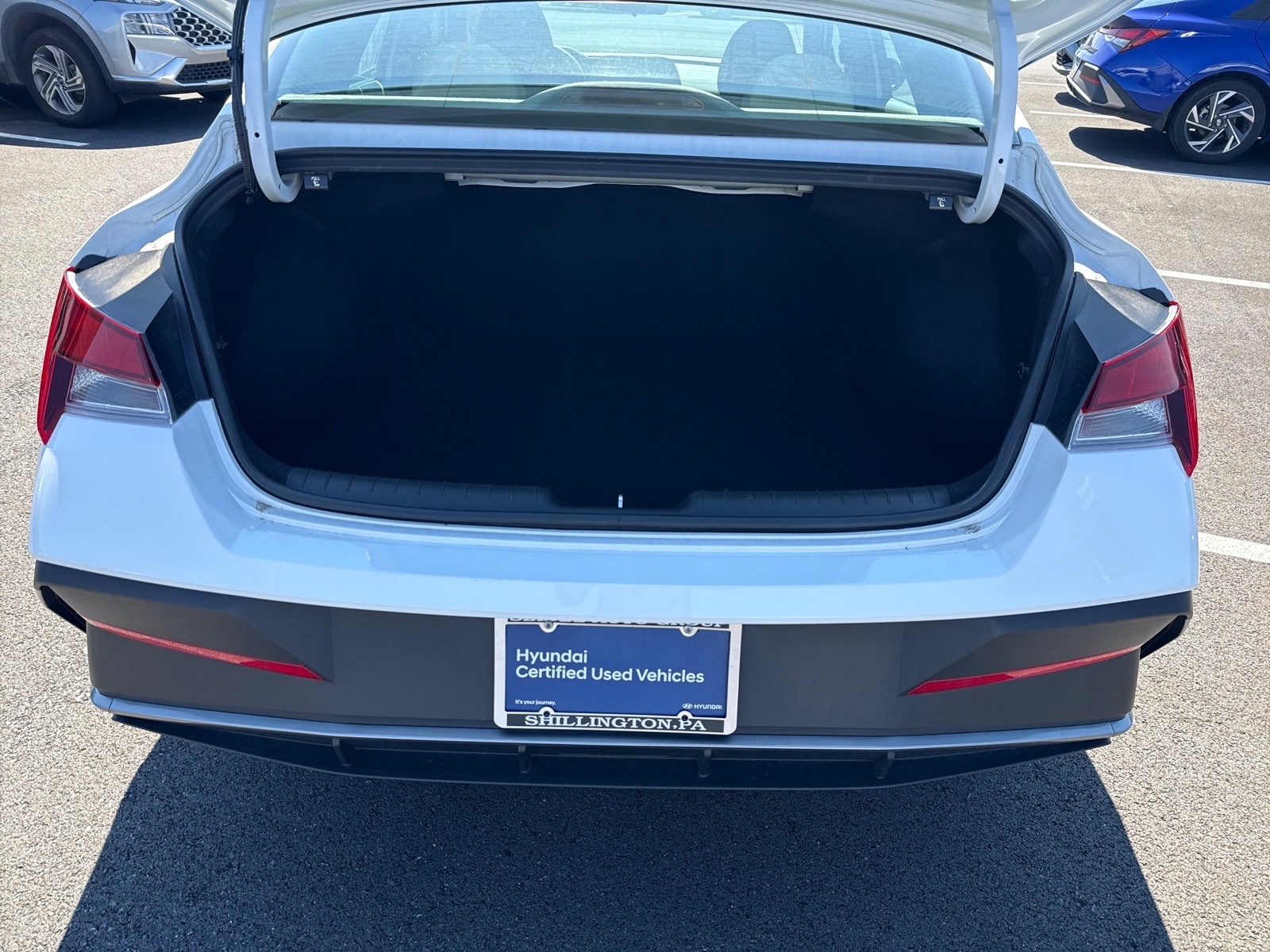 2024 Hyundai Elantra SE - Photo 7