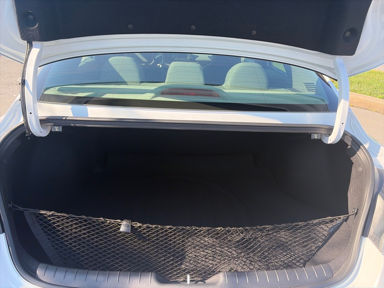 2025 Hyundai Elantra SEL - Photo 6