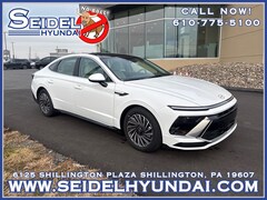 2026 Hyundai Sonata Hybrid SEL Sedan