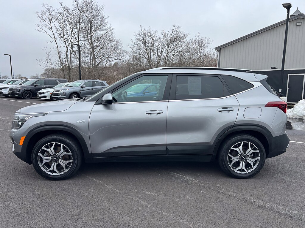 Used 2022 Kia Seltos EX SUV