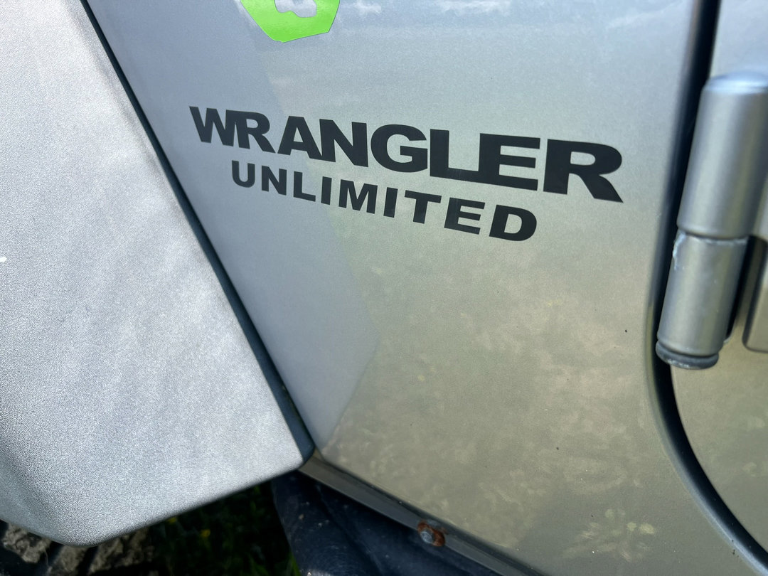 Used 2017 Jeep Wrangler Unlimited Sport with VIN 1C4BJWDG9HL511037 for sale in Selbyville, DE